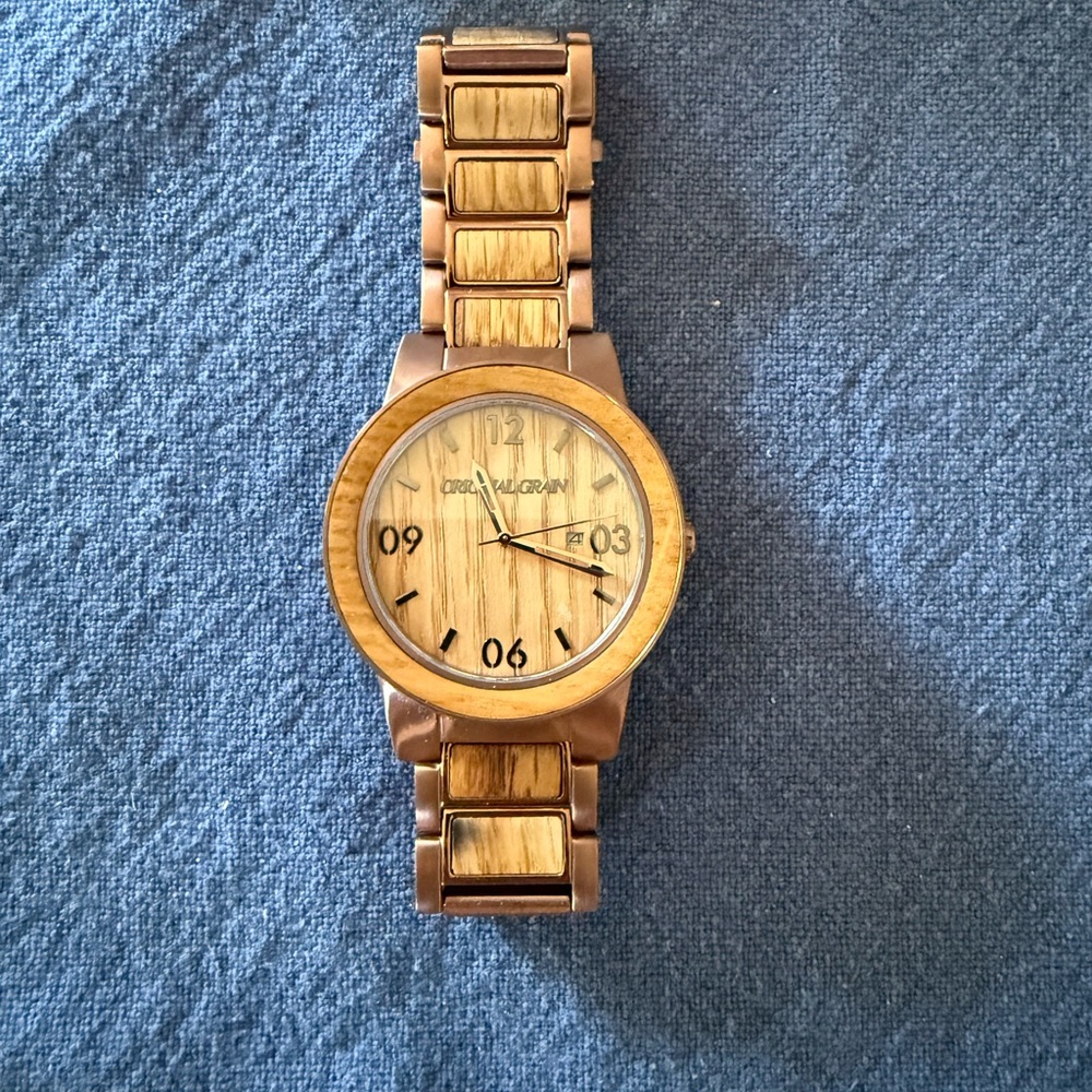Wooden Analog Watch